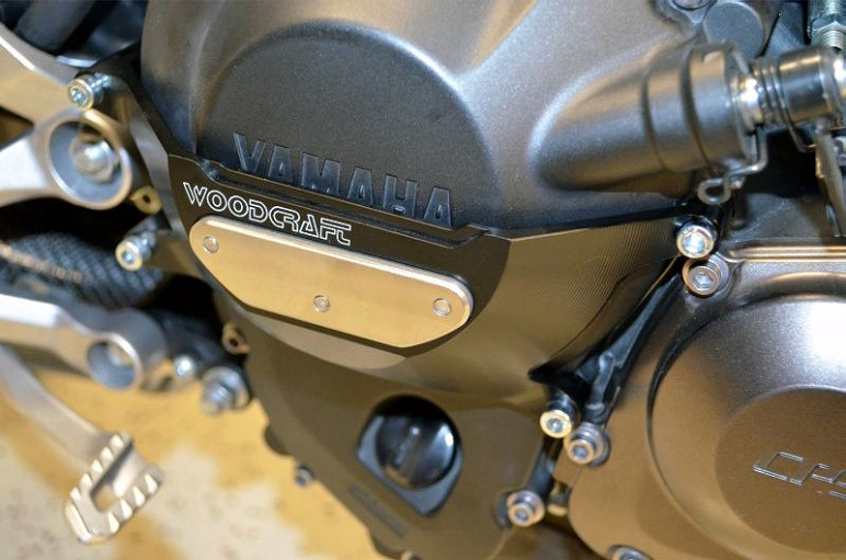 WOODCRAFT ���󥸥󥫥С�(��)60-0409��C�֥�å�(FZ09/FJ09/XSR900) �ᥤ��̿�