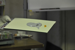 ������Ѥ����������ڥ���ȼ�������֥ѥƥ��饹�ǡ��ºݤ��Ż���Ƿ��̤򤷤�ĺ�����Ų�����Ψ���ܤǸ���ĺ���ޤ����� �̿��ϡ����50��Ų���1��Ǥ��� �ѥƤ���Ѥ���Ȥ��ιŲ�����Ψ��1���3��Ǥ��Τǡ������2���ɸ����̤Ǥ��� ����Ǥ褯������Τ����ѥ��󥳶�1�Ĥˡ�����եܡ��룱�ĤǤ��礦���� �ºݸ���ȡ���ޤ���������եܡ�����㴳�礭���褦�ʵ������ޤ���